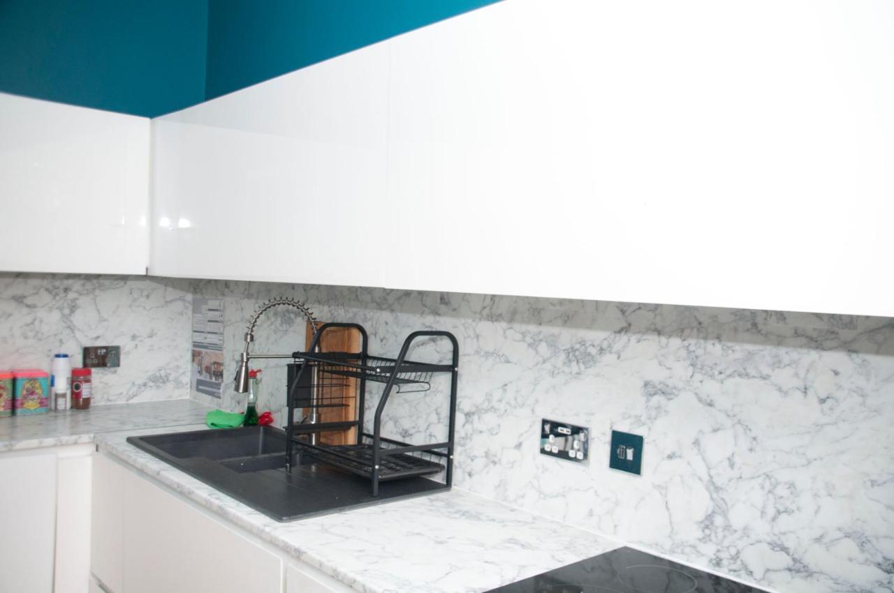 Family Apartment - Skye - Private Members Club เอดินบะระ ภายนอก รูปภาพ